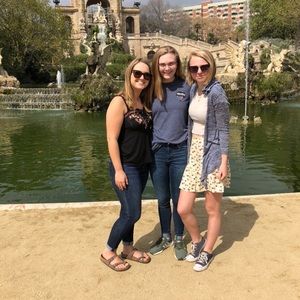 Meet your Posher, Logan